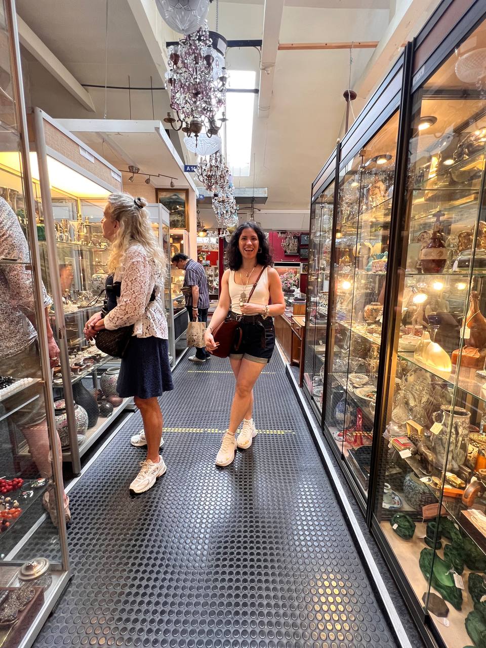 🕰️ A Hidden Treasure Trove in Amsterdam: Vintage Silver, Antique Dreams & Disney Magic