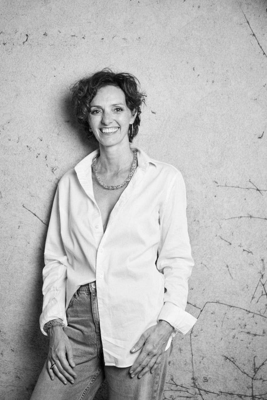 Lorena Bornaschella: Contemporary Jewelry Between Sculpture, Storytelling & Transformation