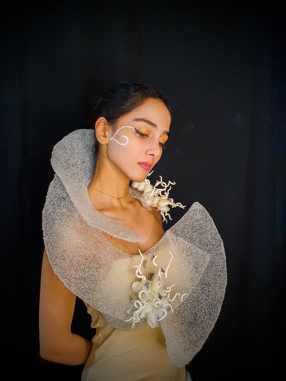 Contemporary Art Jewelry: Where Wearable Art Meets Storytelling