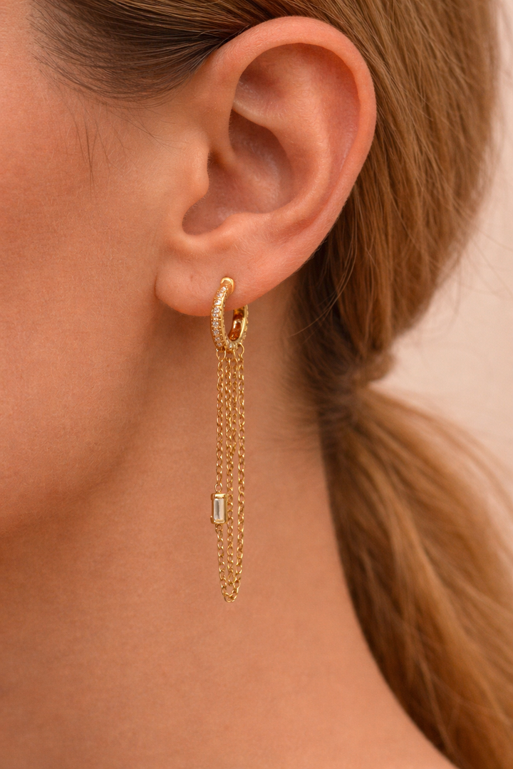 Elegance hoop piercing