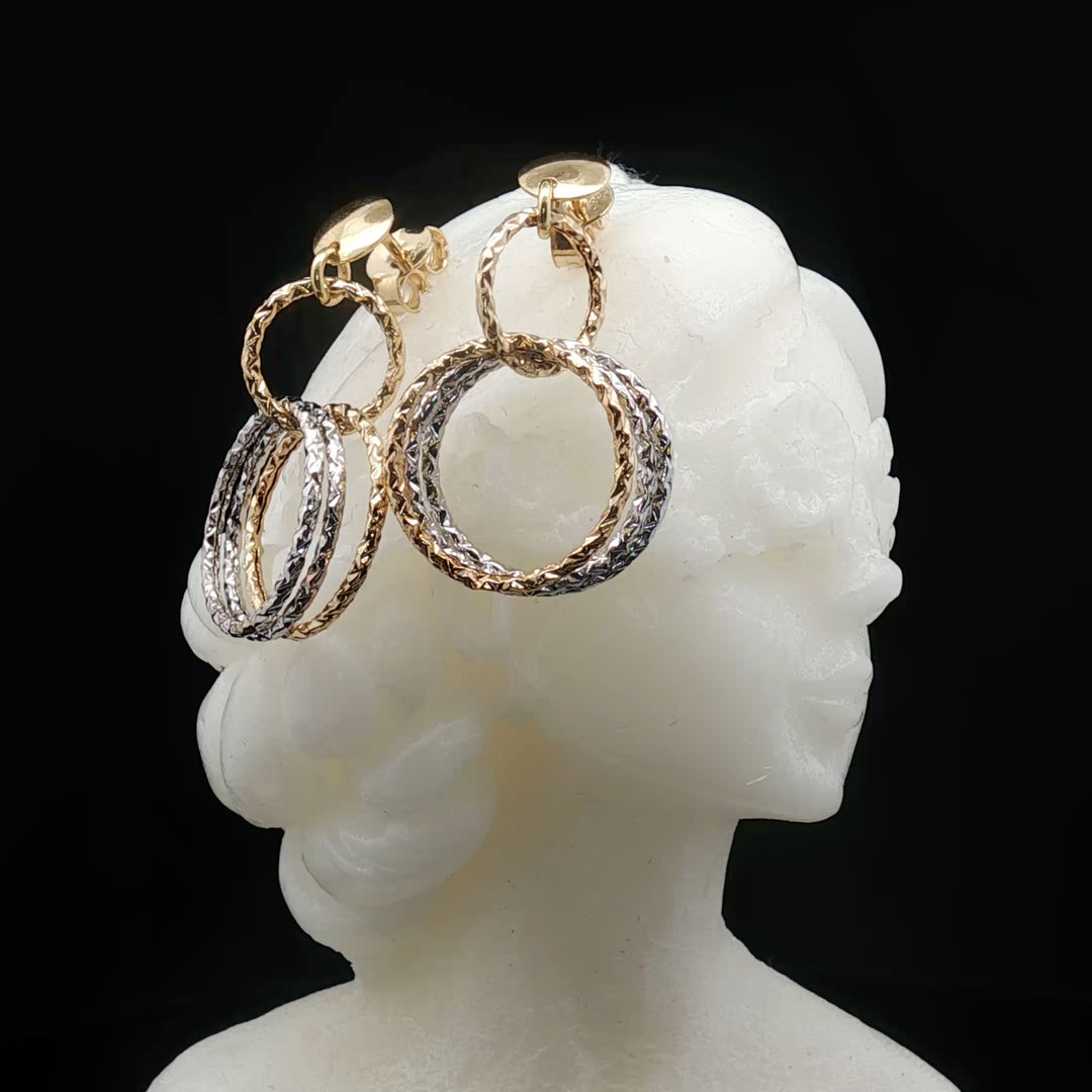 Luce d’Oro Earrings

18K Gold Handmade Italian Earrings | Luca Artisan, Lucca