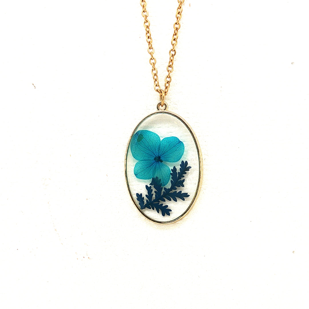 Secret Garden | Blue Hydrangea Memory – Handmade Dried Flower Resin Necklace