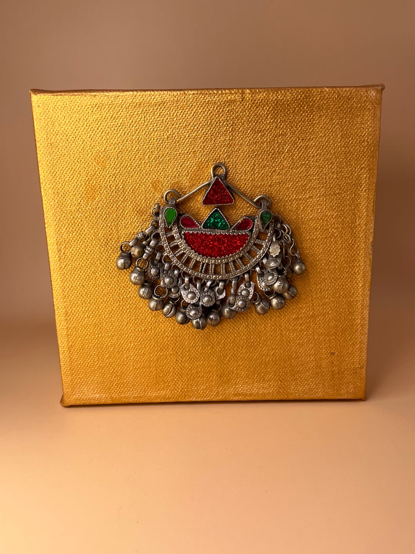 “Echo of Her Crown” – Canvas & Turkmen Treasure