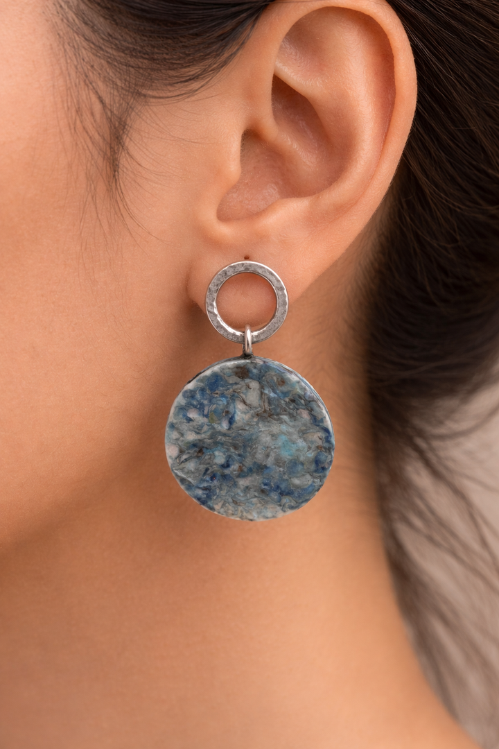 Nordic Ocean Circle Earrings| Like fragments of the sea captured in silver circles.