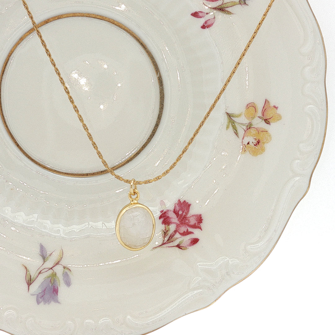 Nordic Moon – Handmade Moonstone Necklace in 18K Gold-Plated 925 Silver