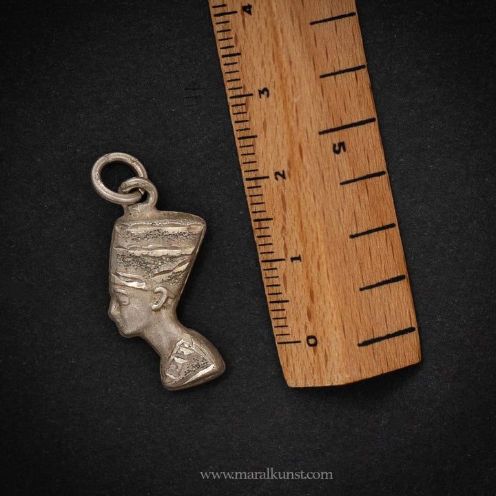 Vintage Ancient Egyptian Queen Nefertiti Pendant Sterling 925Silver