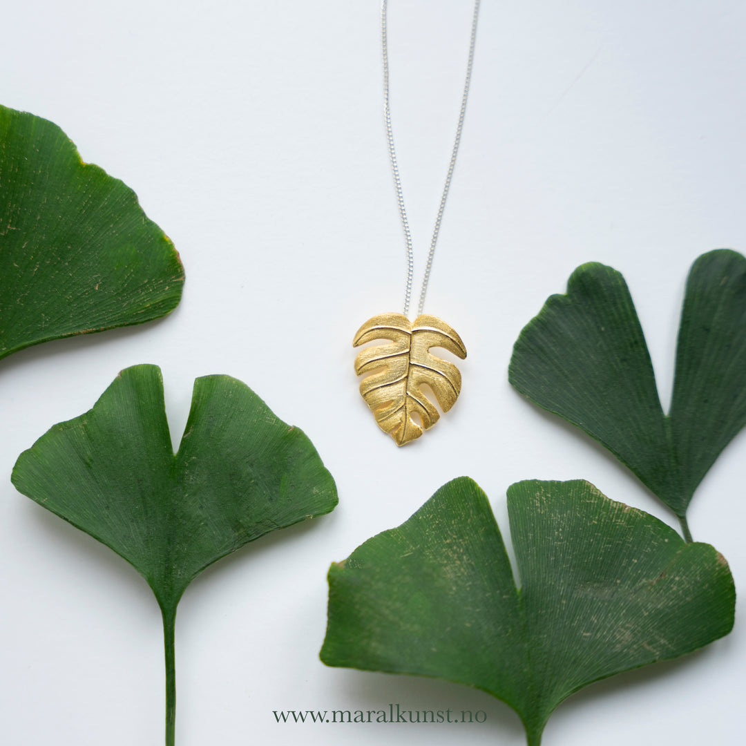 Monstera Elegance gold vermeil  925 silver necklace 🍃