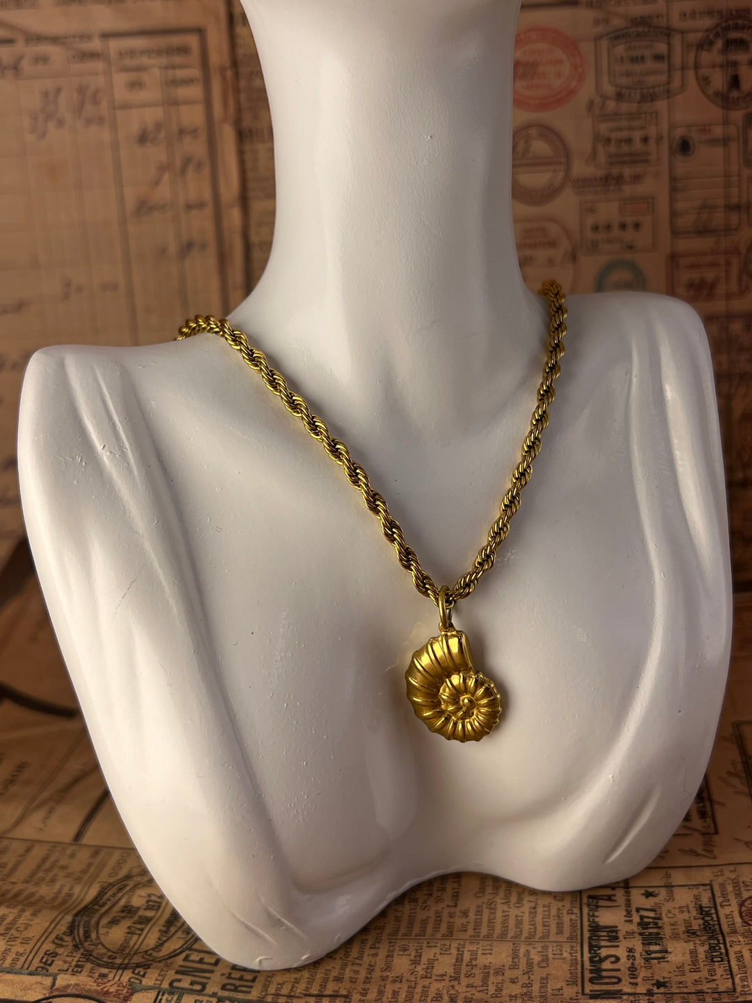 Golden Shell Amulet
