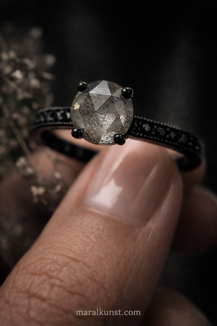 Custom Engagement Ring | Made to order |  Bespoke Jewelry Oslo |Contact us