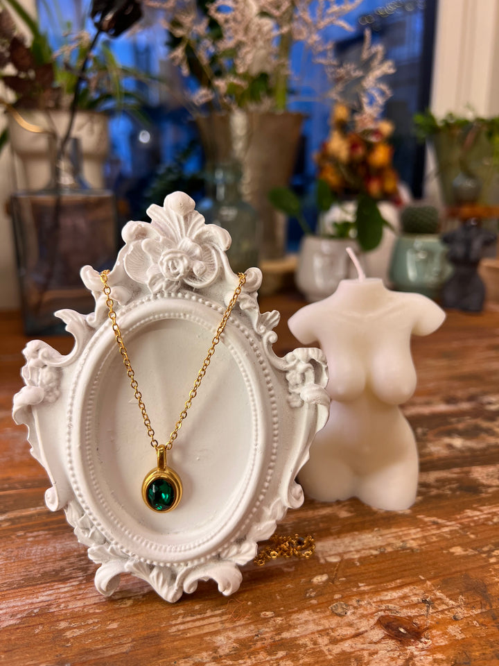 Emerald whisper Elegance