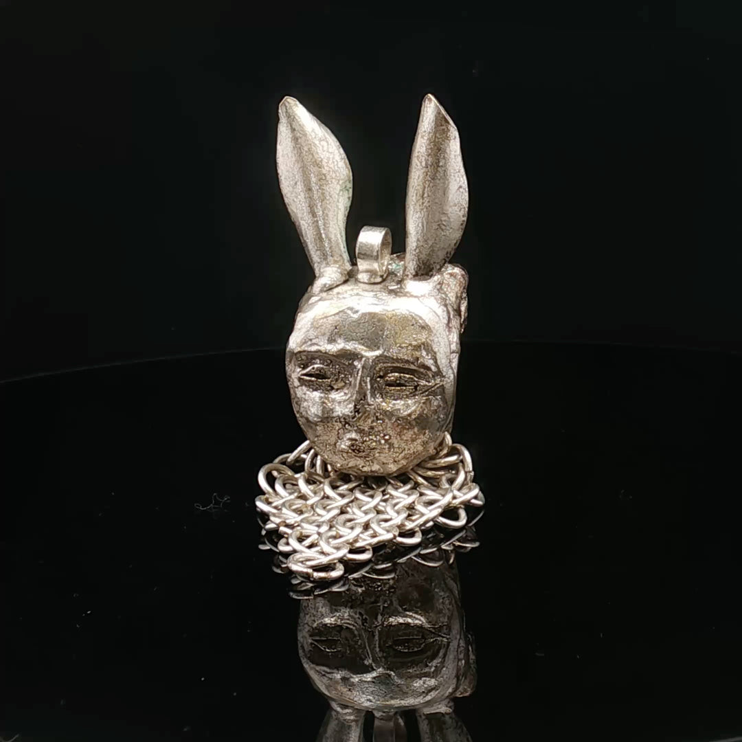 Imagination – The Realm Between | Contemporary Art Jewelry Sculpture