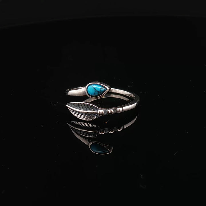 Verdant Whisper Ring

Leaf & Turquoise Adjustable Silver Ring