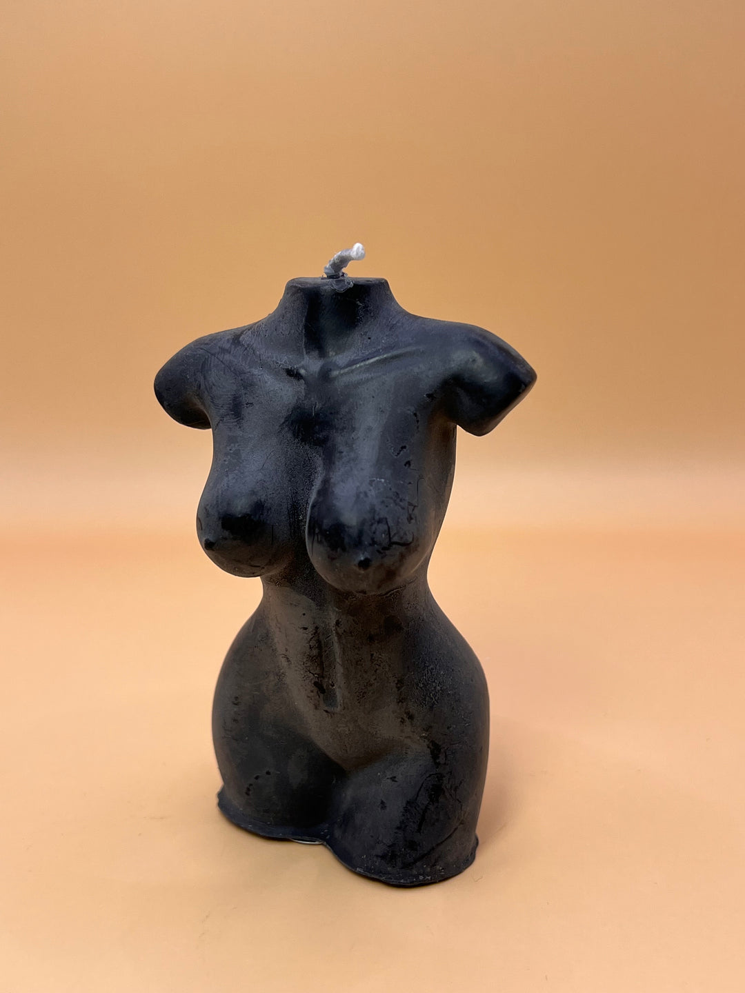 Feminine energy handmade sculpture candle black and white size 10x5 cm