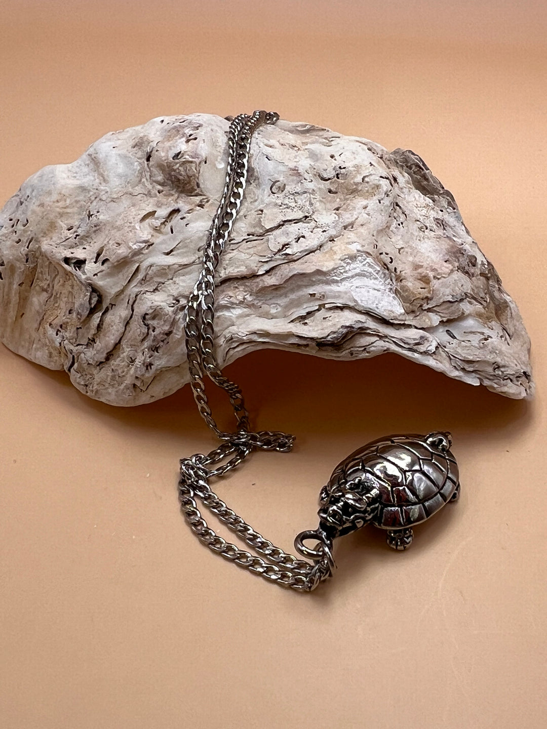 “Ocean Wisdom” – Stainless Steel Turtle Pendant Necklace