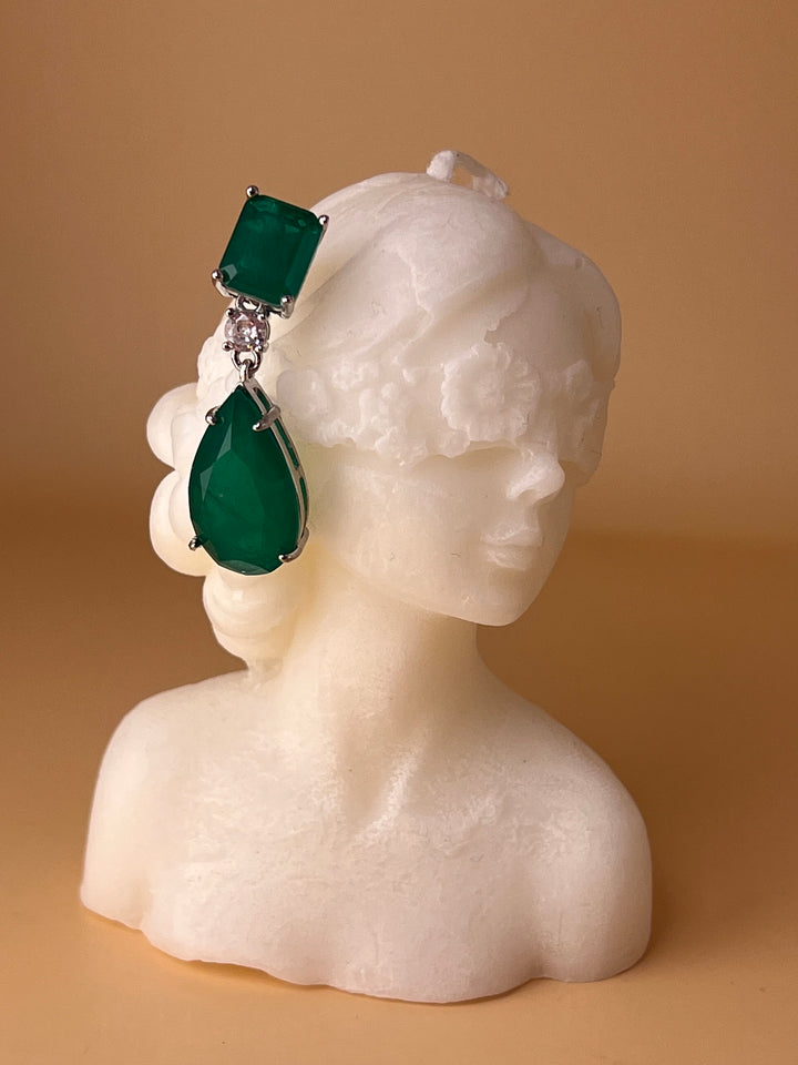 Emerald Grace – Silver & Deep Green Crystal Earrings