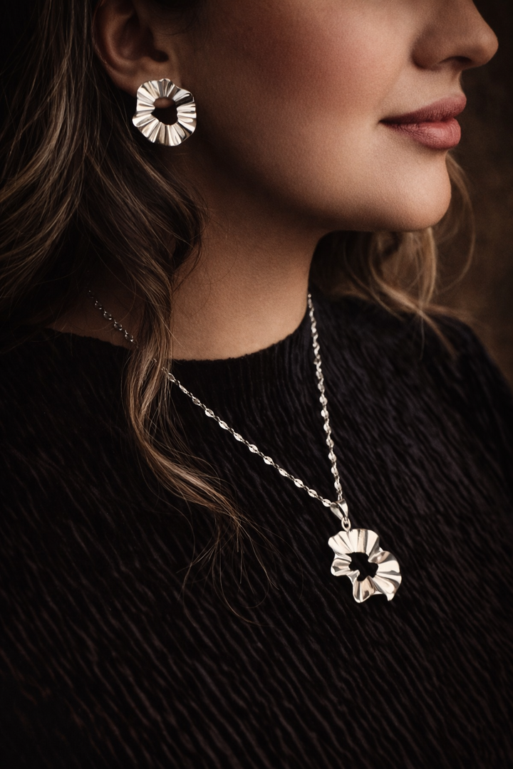 Sheed – Radiance Silver Jewelry Set | Contemporary Art Gallery Jewelry by Maralkunst