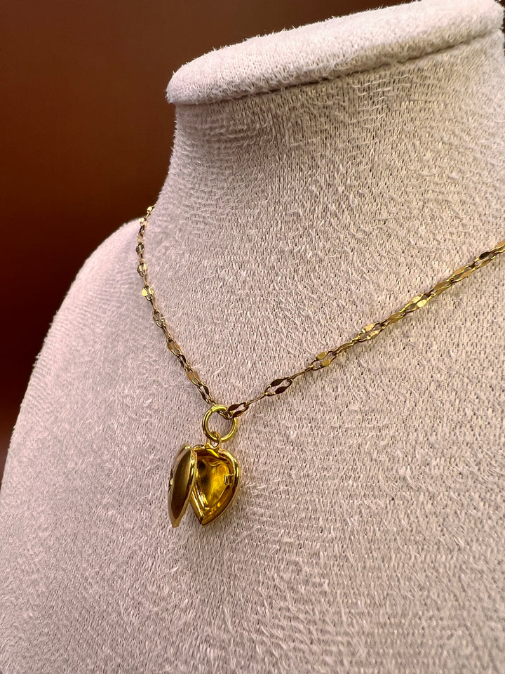 Golden Whisper – Vintage style Heart Locket 10mm Necklace “A heart of gold, carrying the stories love never forgets.”