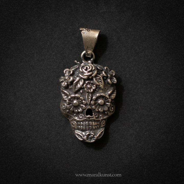 Day of the dead skull pendant