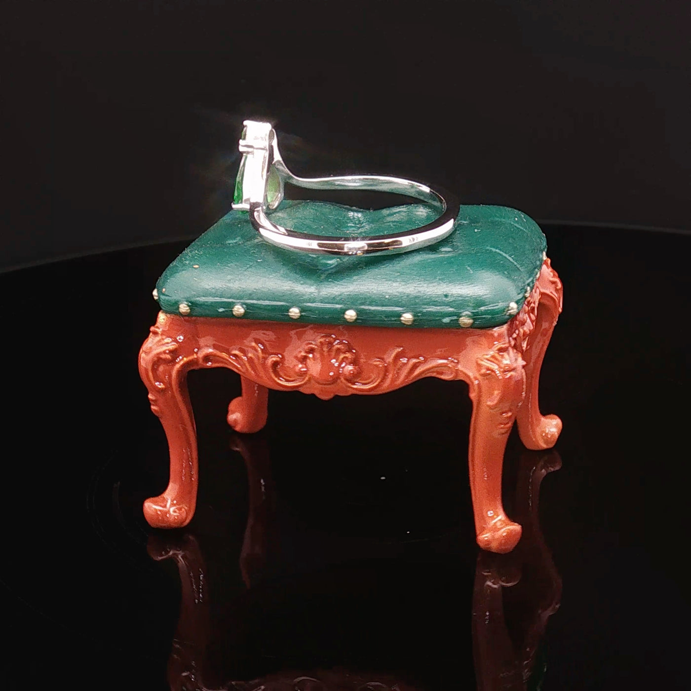 Pear-Cut Green Crystal Ring – Silver Minimal Design | Custom Gemstone & Gold Options