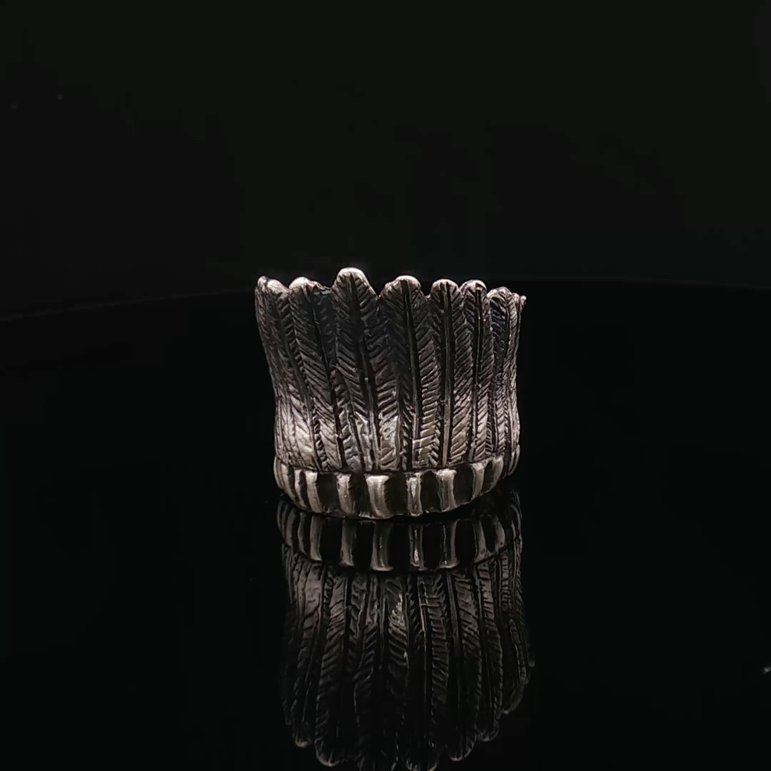 Native American Feather Crown

Limited Edition Sculptural Silver Ring