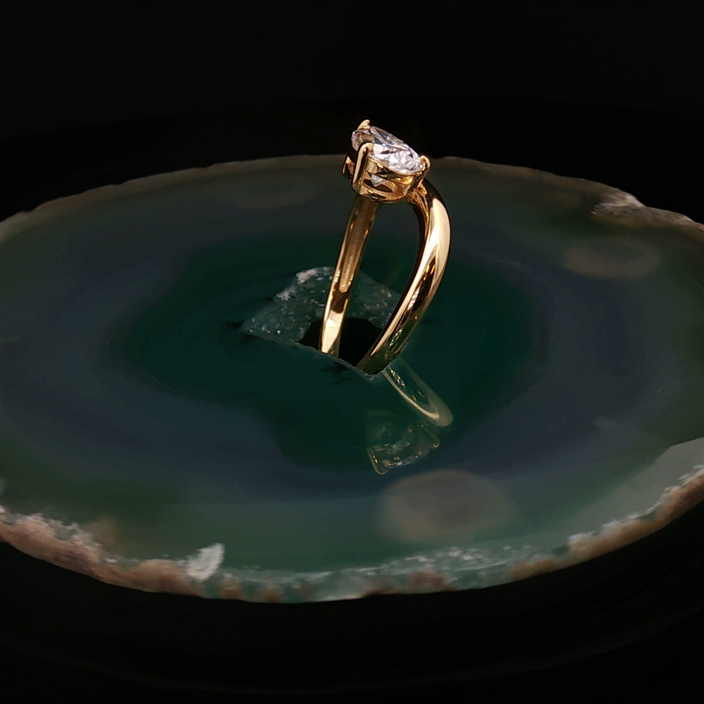 Waterdrop Solitaire Engagement Ring – Pear Cut Moissanite | Custom Gold & Diamond Options