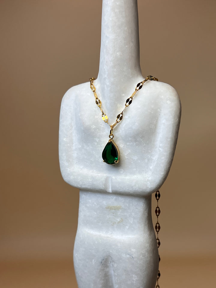 “Emerald Elegance” – Green Zirconia Crystal & Stainless Steel Pendant