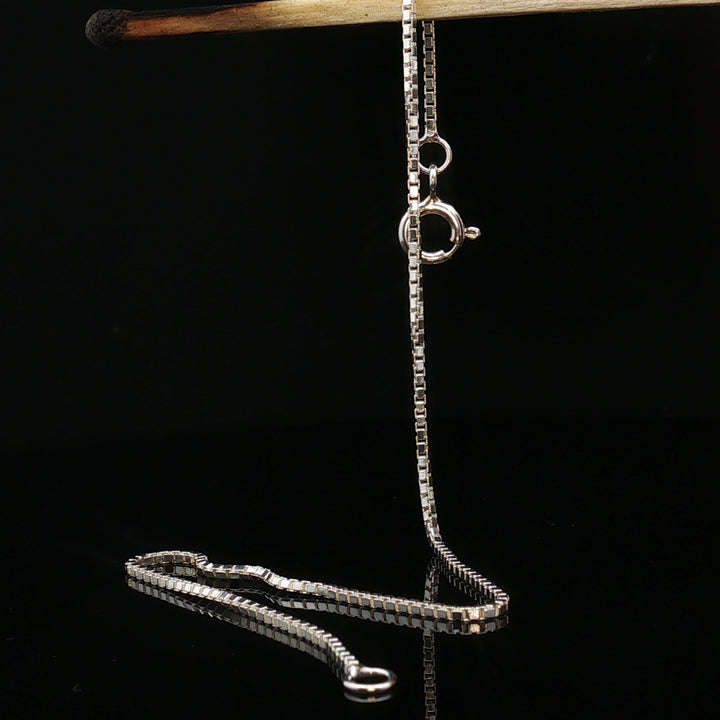 Minimal silver scandinavian  Bracelet