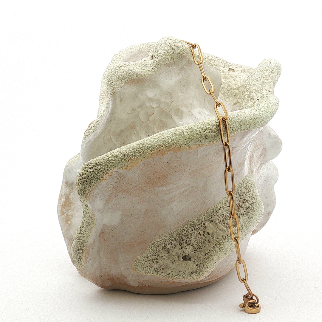 Minimal Nordic Collection – Golden Horizon Bracelet