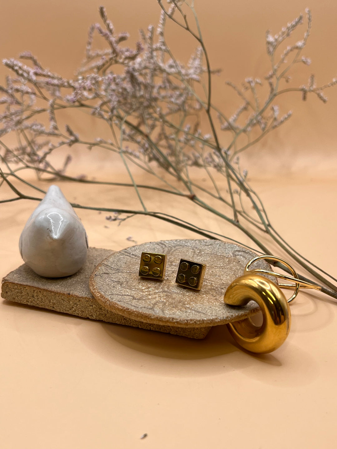 Bird handcrafted ceramic candle Jewelry display Jewelry display size 11x8x4 cm