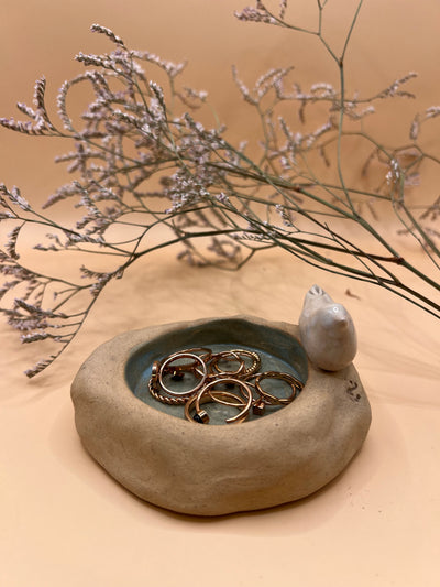Bird love handcrafted Ceramic candle Jewelry display size 10x9x5.5 cm