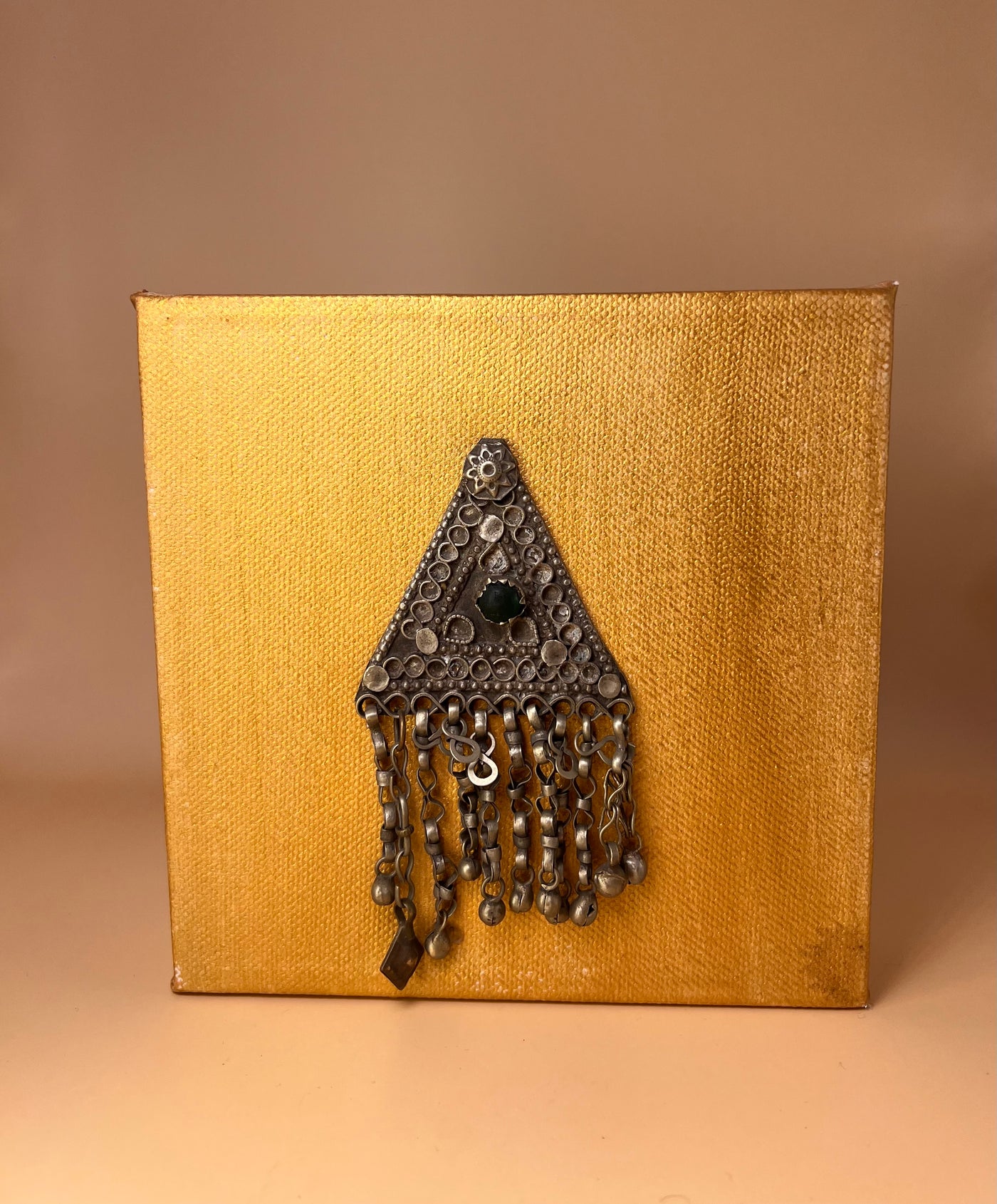 Desert Gold – Silent Adornment