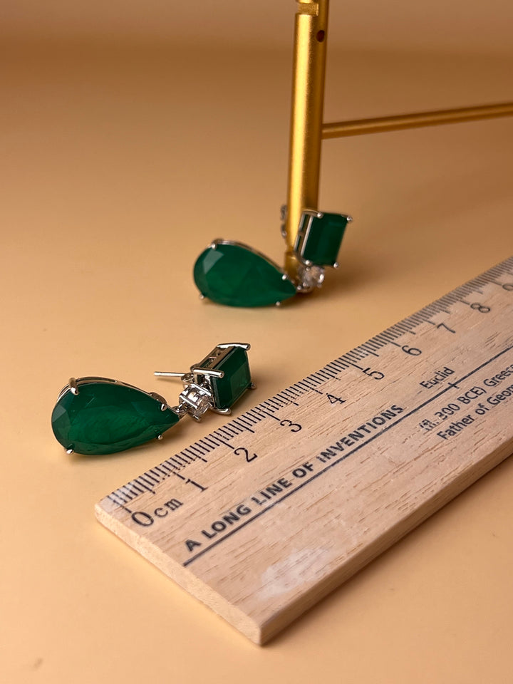 Emerald Grace – Silver & Deep Green Crystal Earrings