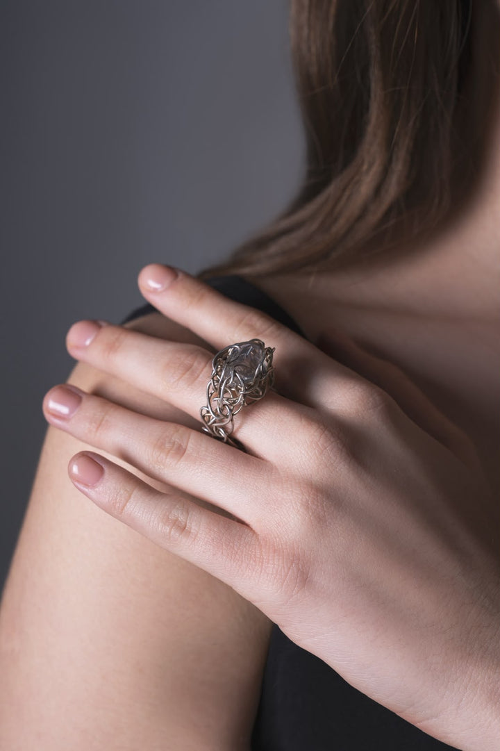 Luz Swarovski Ring – Handcrafted Sterling Silver Ring with Swarovski Crystal | Contemporary Artisan Jewelry