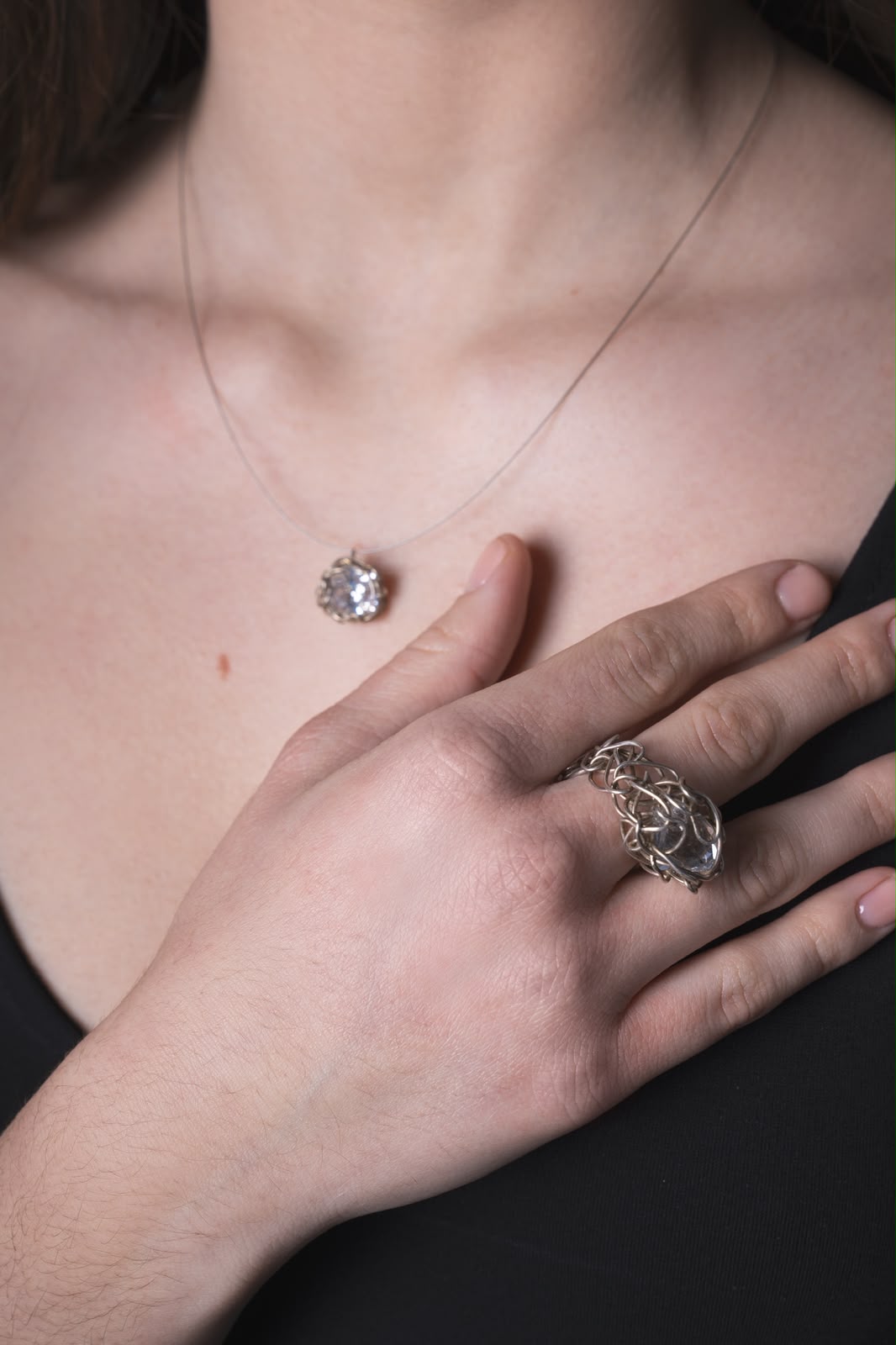 Luz Swarovski Ring – Handcrafted Sterling Silver Ring with Swarovski Crystal | Contemporary Artisan Jewelry
