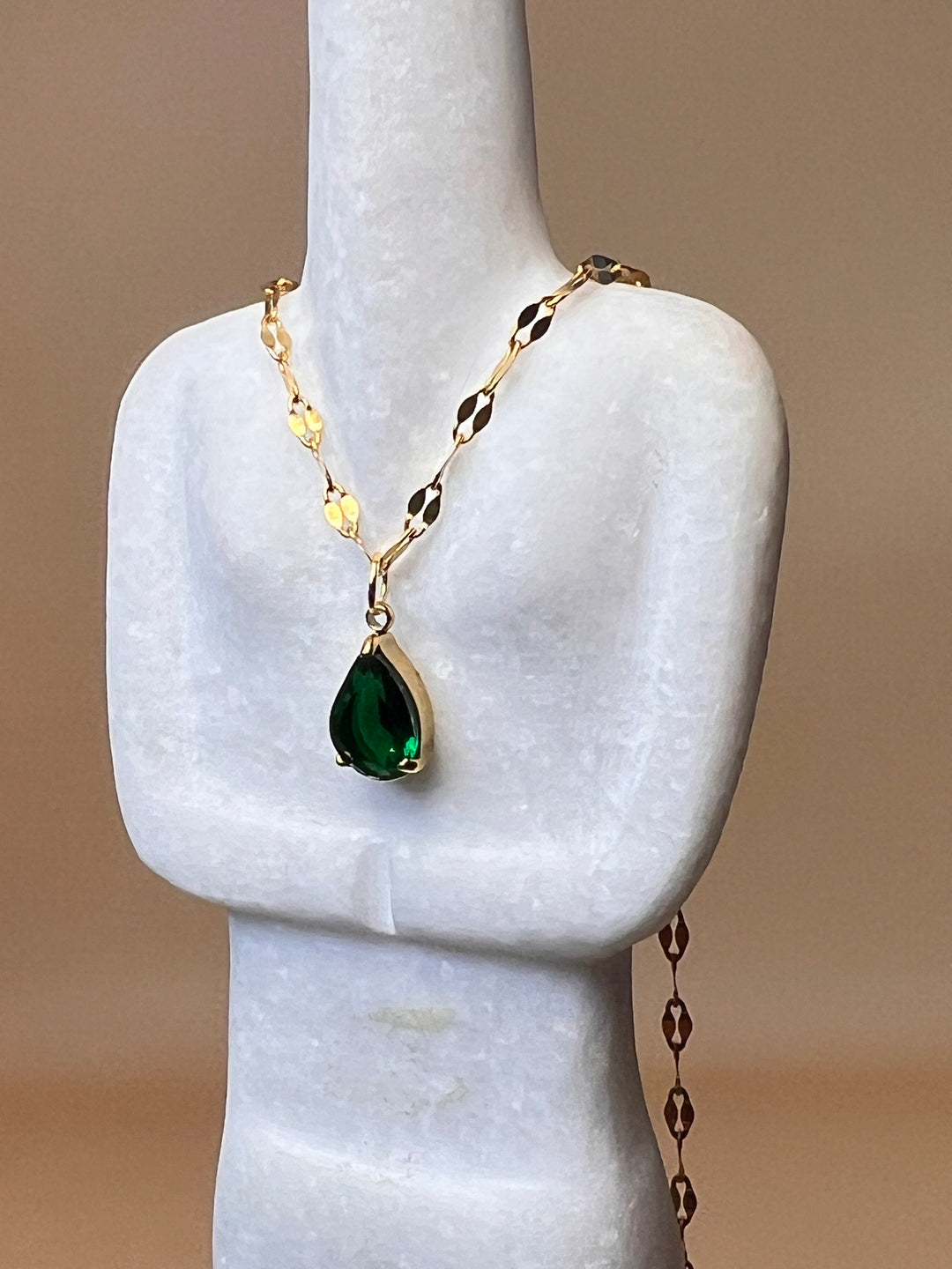 “Emerald Elegance” – Green Zirconia Crystal & Stainless Steel Pendant