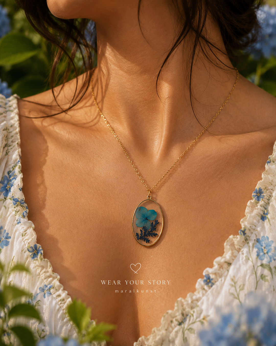 Secret Garden | Blue Hydrangea Memory – Handmade Dried Flower Resin Necklace