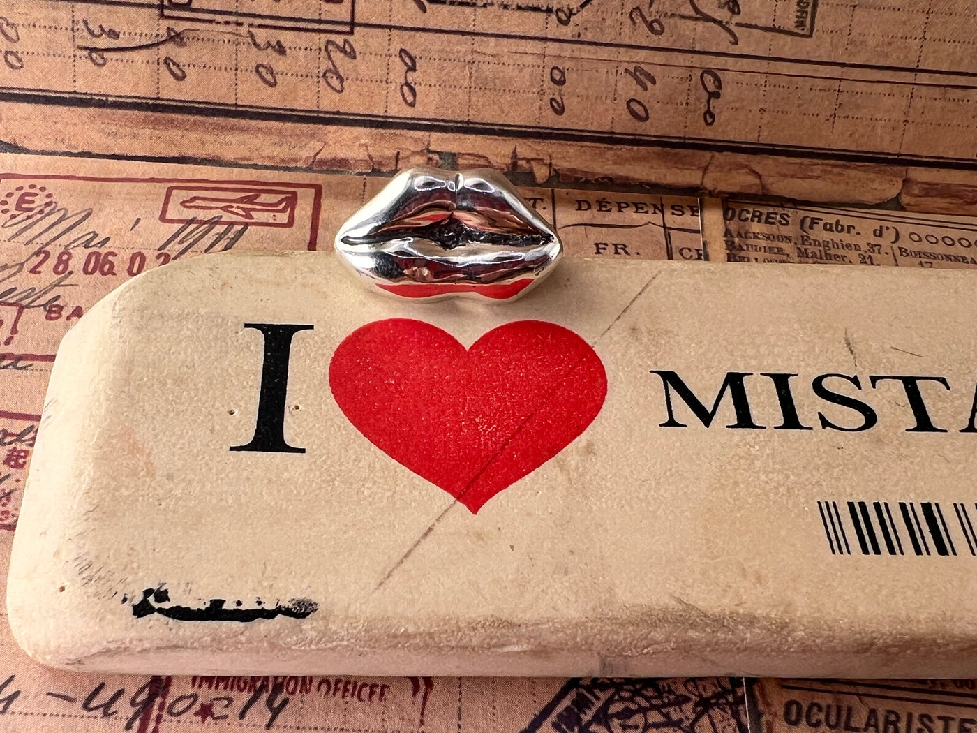 Whisper in Silver – Handmade 925 Silver Kiss Ring (Size 6 | 8.7g)premium