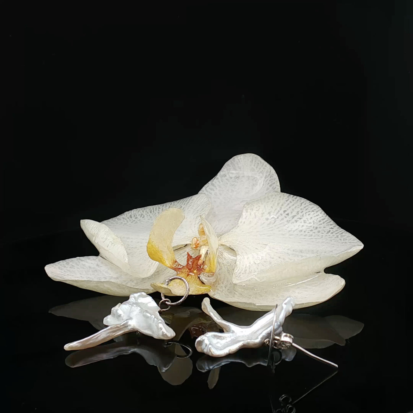 Whispers of the Orchid – Baroque Pearl & Silver 925 Earrings