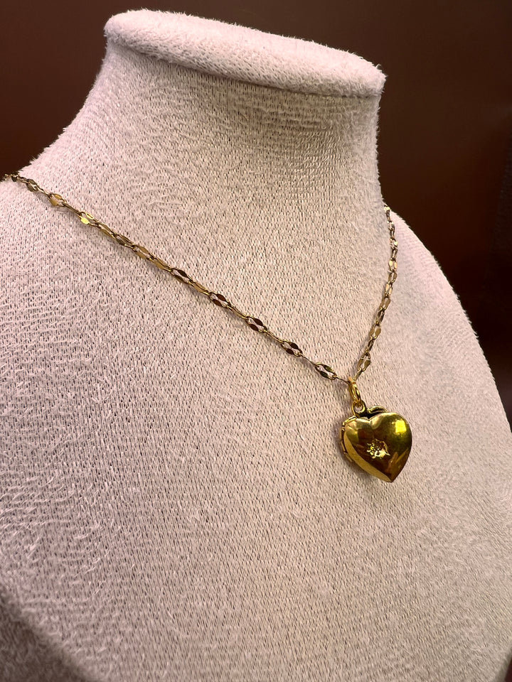 Golden Whisper – Vintage style Heart Locket 10mm Necklace “A heart of gold, carrying the stories love never forgets.”