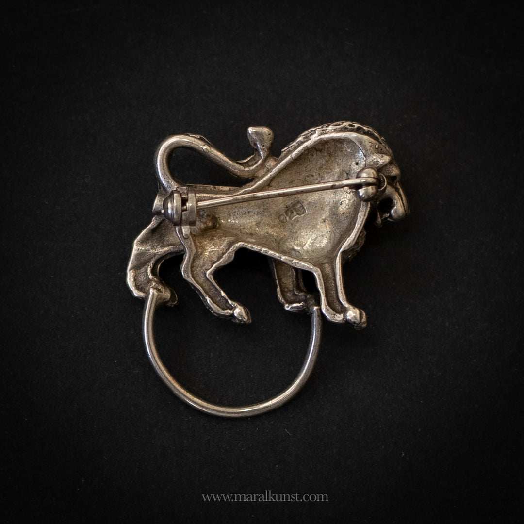 Vintage handcrafted  925 Silver Lion Leo Brooch