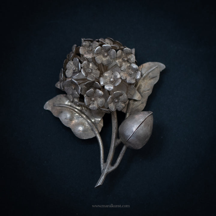 Vintage premium handcrafted 925 Silver Flower Brooch