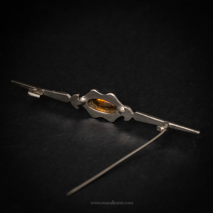 Timeless Ember – Vintage Silver & Amber Brooch