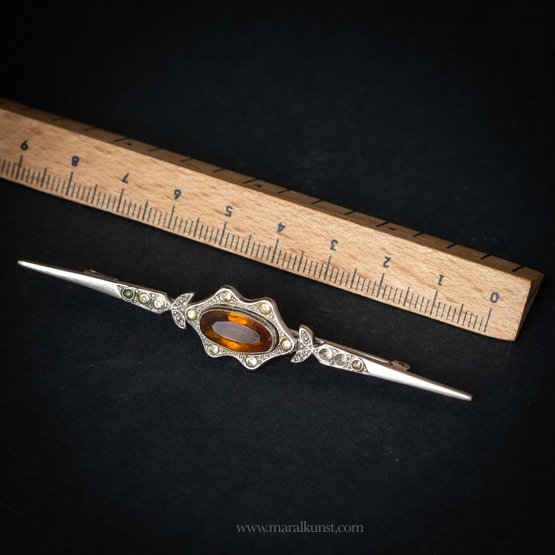 Timeless Ember – Vintage Silver & Amber Brooch