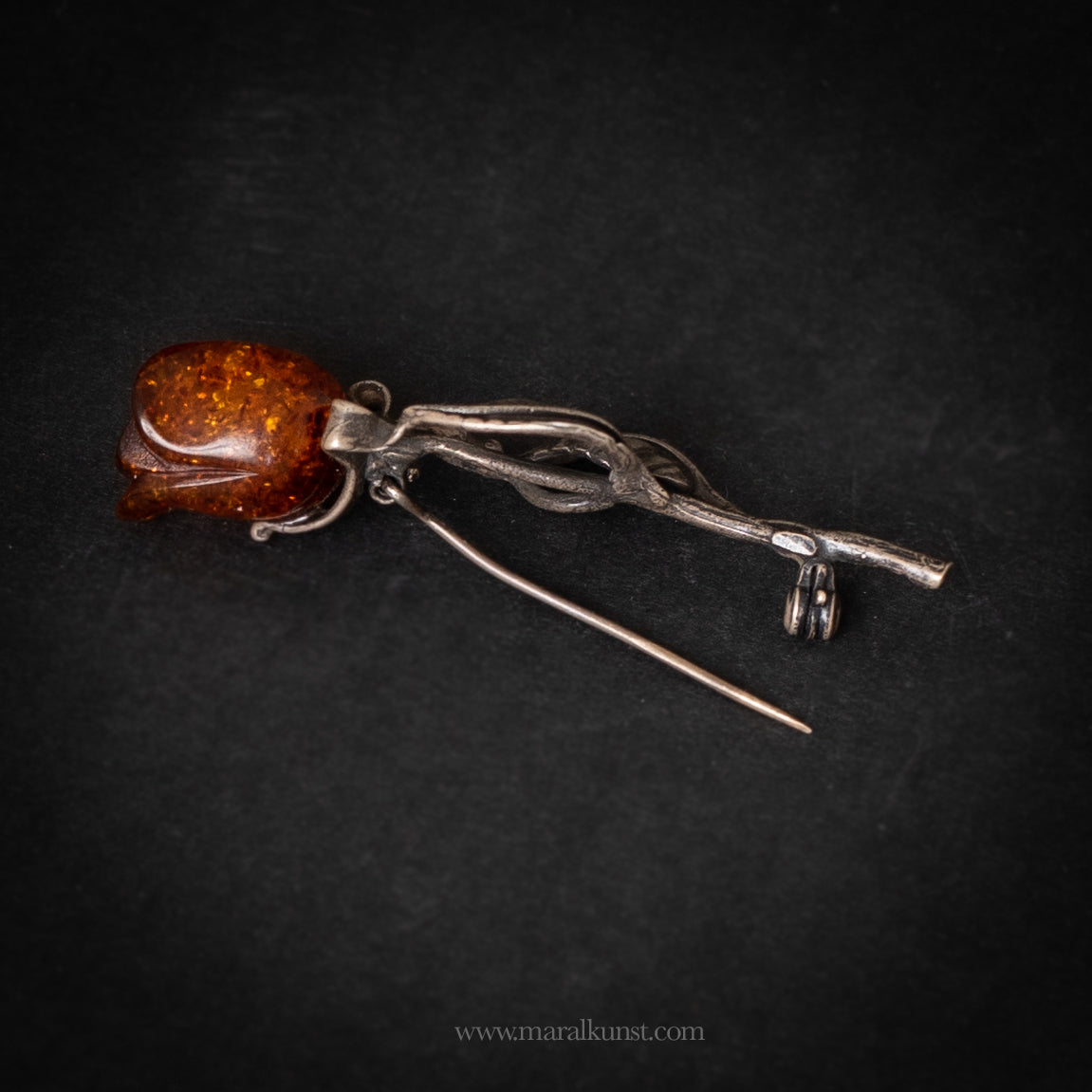 Gdansk Amber Rose silver brooch