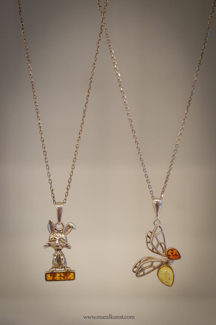 Amber Bunny – Gdańsk Silver Pendant