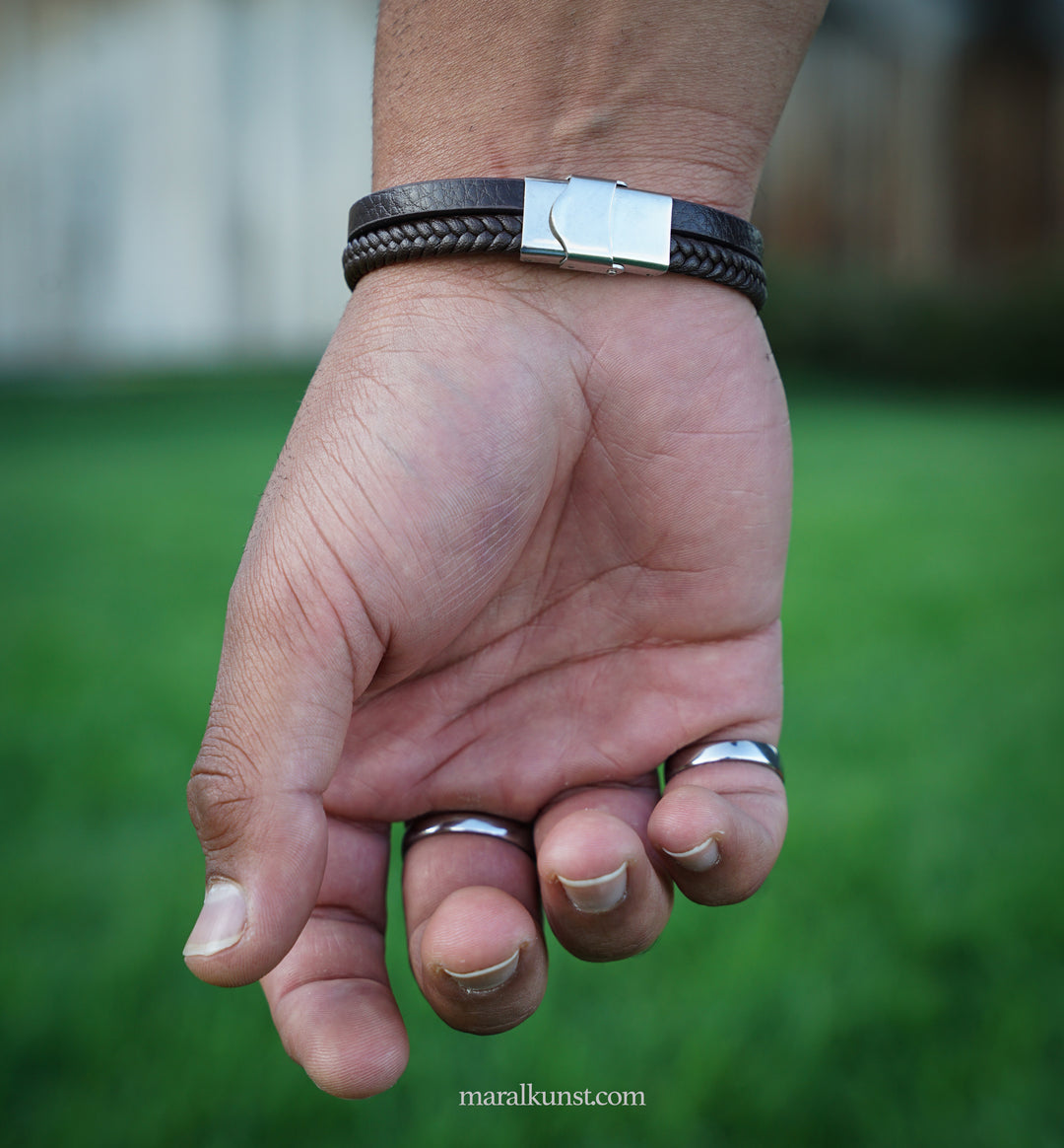 Maral handmade Indian  Brown leather stainless steel men style bracelet