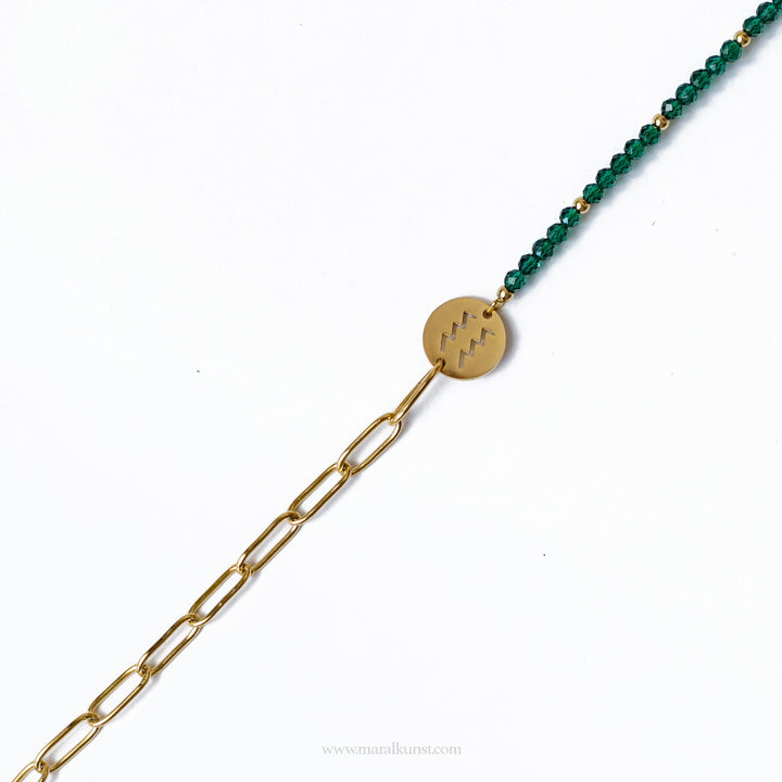 Aquarius zodiac birthday sign green Chrystal beaded bracelet