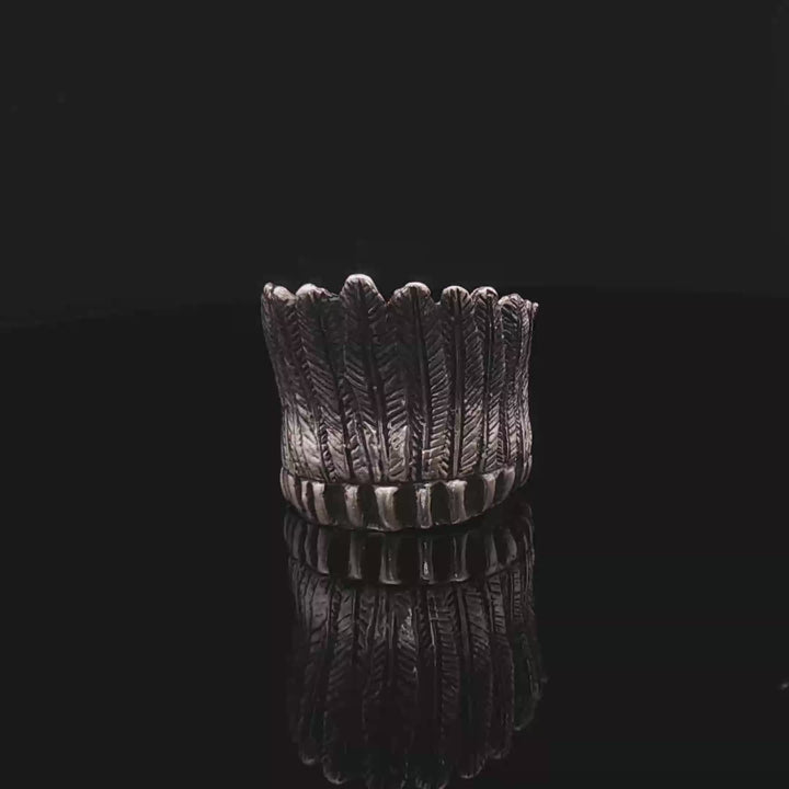Native American Feather Crown

Limited Edition Sculptural Silver Ring