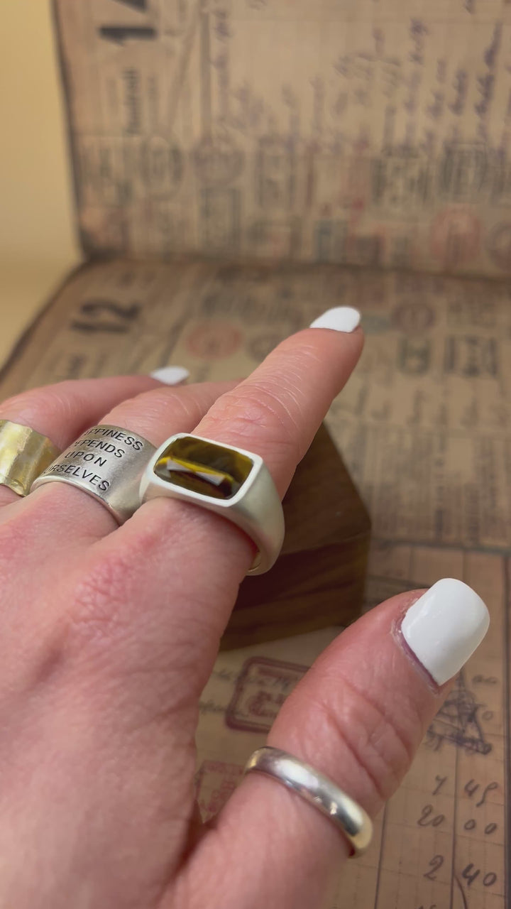 The Eye of Power – Artisan Silver Ring with Tiger’s Eye