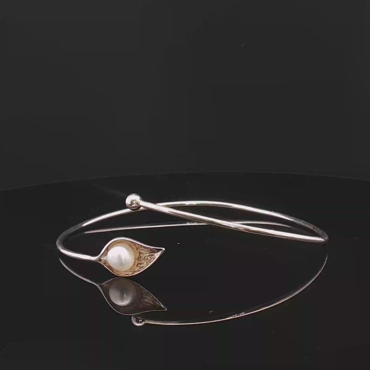 Whispering Leaf — Sterling Silver & Pearl Open Bracelet